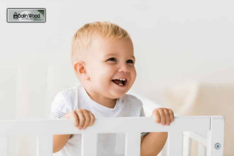 کاهش اضطراب جدایی کودک با تخت کنار مادر